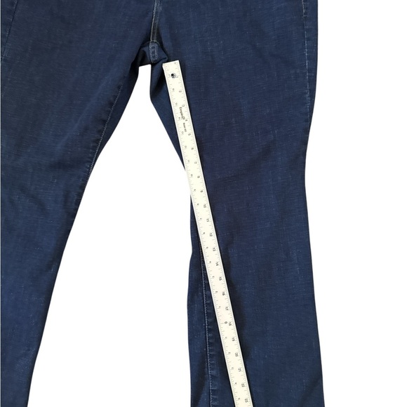 Levi's Indigo Wide Leg Jeans - Picture 2 of 5
